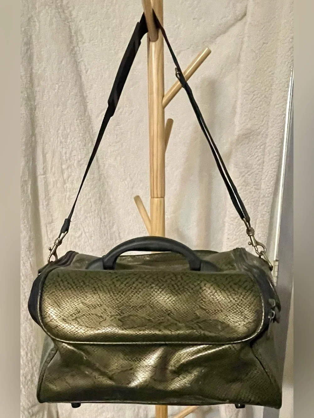 Cynthia Rowley Beauty Olive Green And Black Vintage Makeup Bag